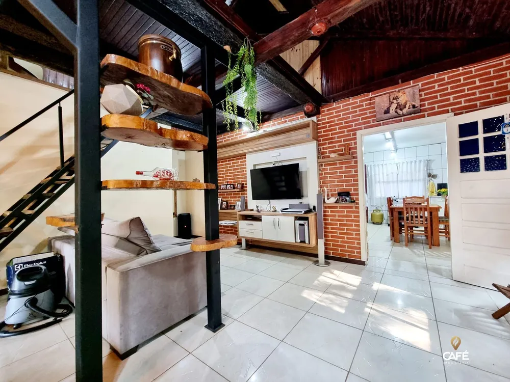 Casa, 4 quartos, 235 m² - Foto 3