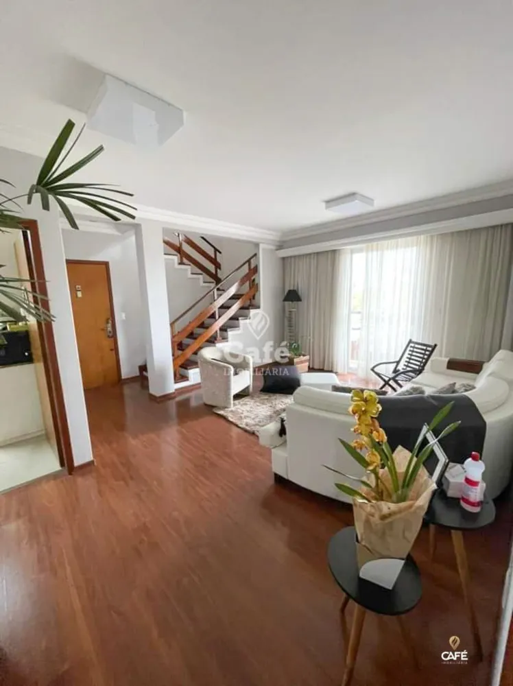 Cobertura, 4 quartos, 181 m² - Foto 1