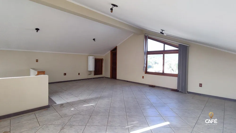 Casa, 4 quartos, 430 m² - Foto 1
