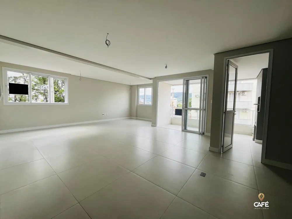 Apartamento, 3 quartos, 121 m² - Foto 1