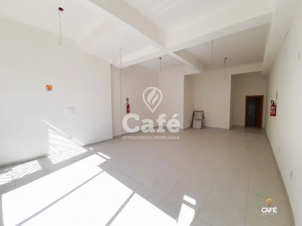 Loja-Salão, 66 m² - Foto 1