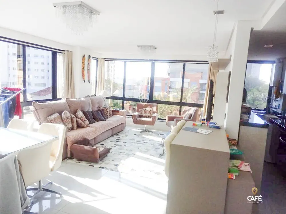 Apartamento, 3 quartos, 107 m² - Foto 2