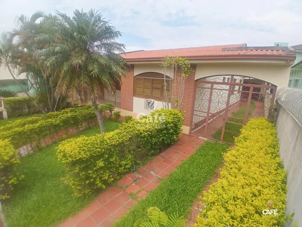 Casa, 3 quartos, 290 m² - Foto 2