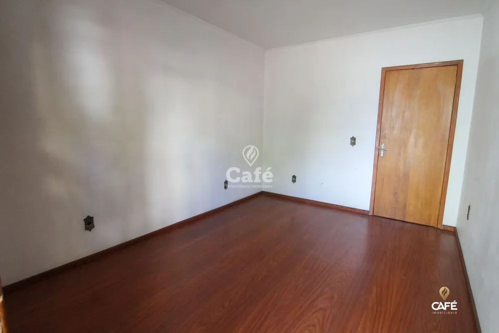 Casa, 3 quartos, 224 m² - Foto 2