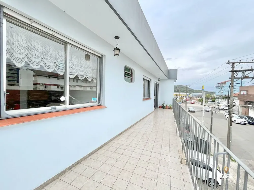 Casa, 3 quartos, 216 m² - Foto 3