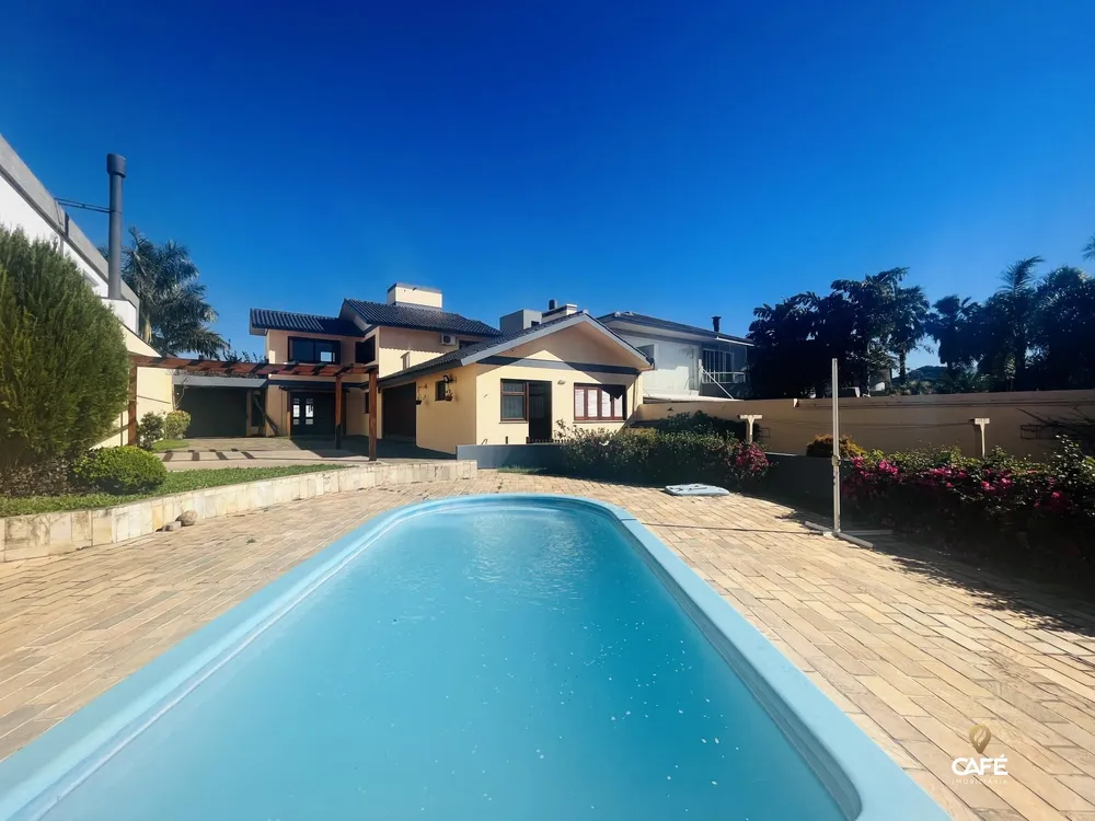 Casa, 4 quartos, 255 m² - Foto 2