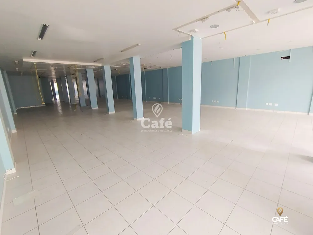 Sala-Conjunto, 714 m² - Foto 1