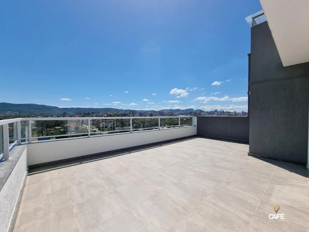 Cobertura, 3 quartos, 233 m² - Foto 1