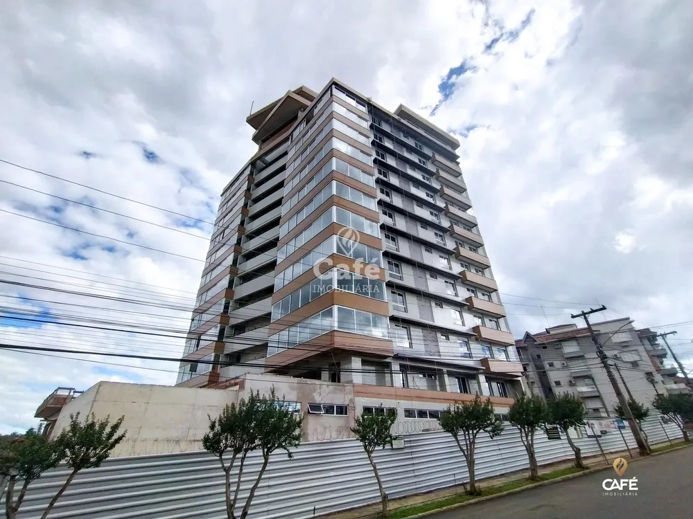Apartamento, 3 quartos, 228 m² - Foto 1