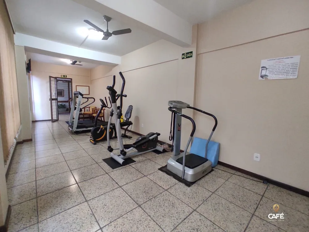 Cobertura, 3 quartos, 216 m² - Foto 2