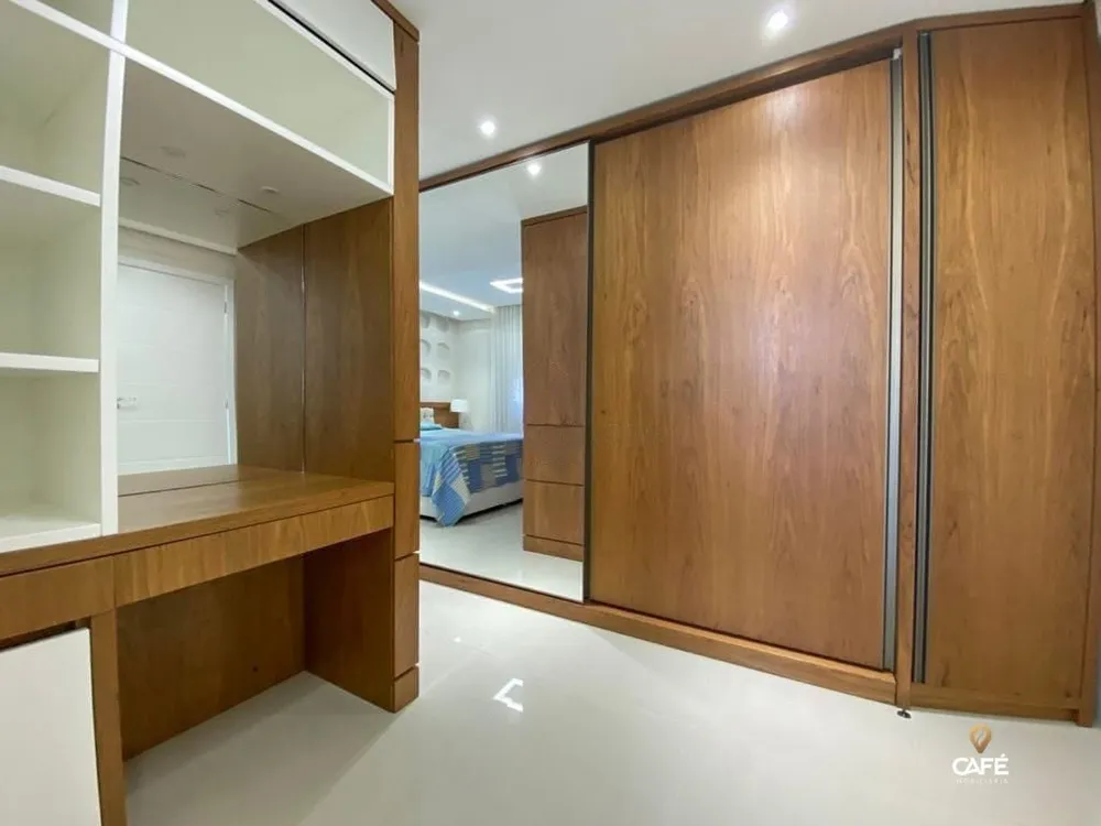Cobertura, 3 quartos, 212 m² - Foto 4
