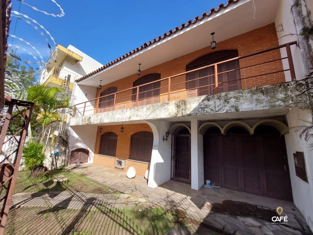 Casa, 4 quartos, 590 m² - Foto 1