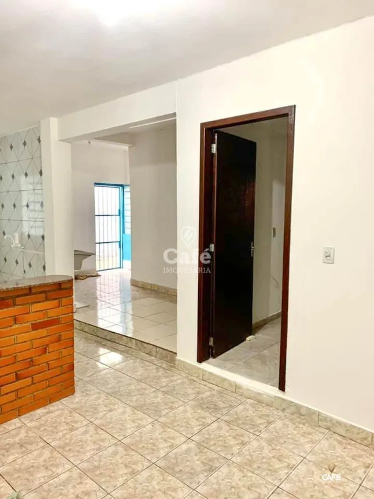 Casa, 2 quartos, 200 m² - Foto 2