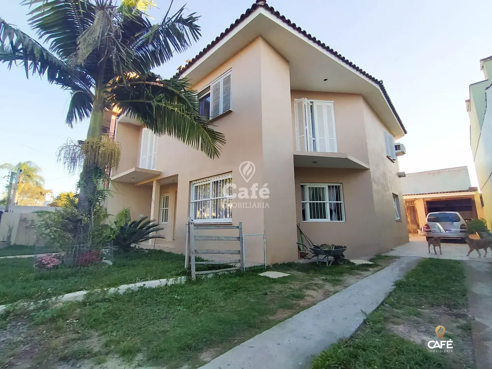 Casa, 4 quartos, 323 m² - Foto 1