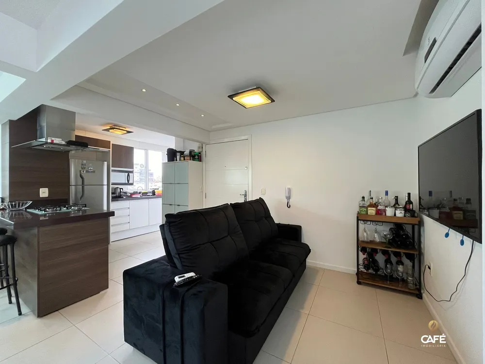 Cobertura, 3 quartos, 217 m² - Foto 4