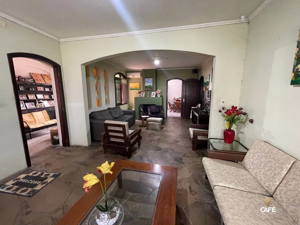 Casa, 3 quartos, 268 m² - Foto 3