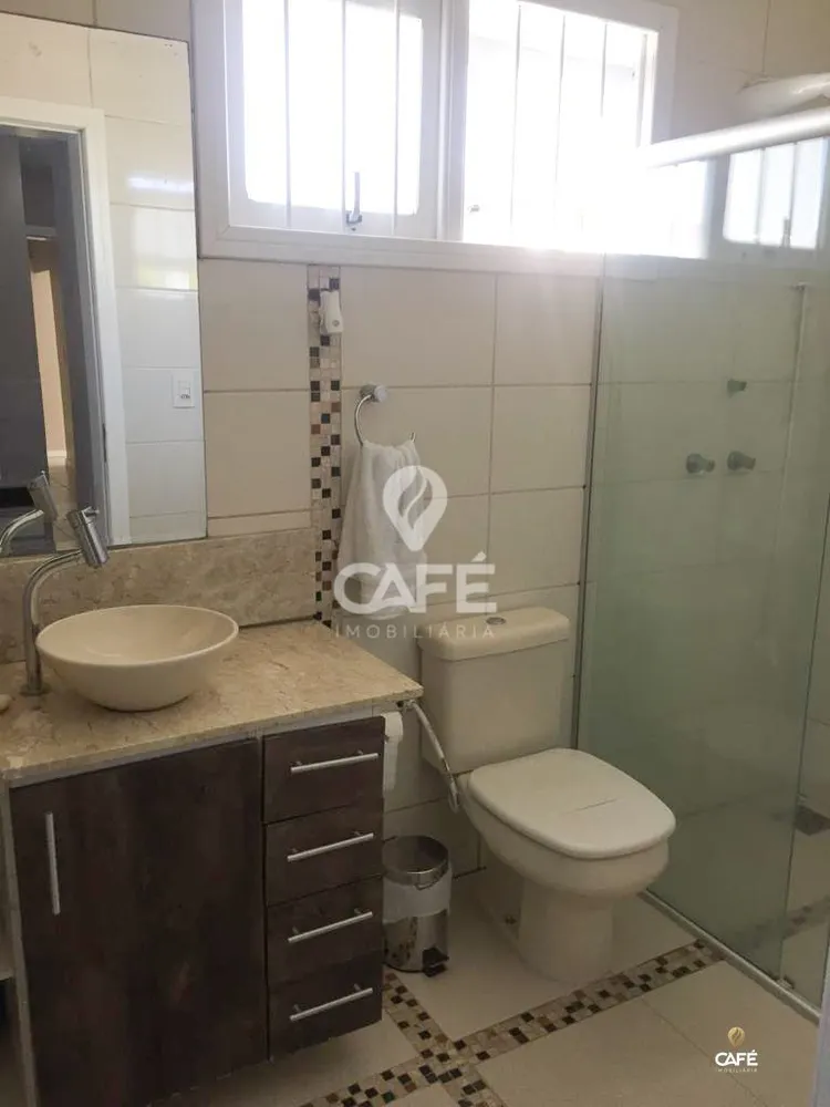Casa, 4 quartos, 211 m² - Foto 2