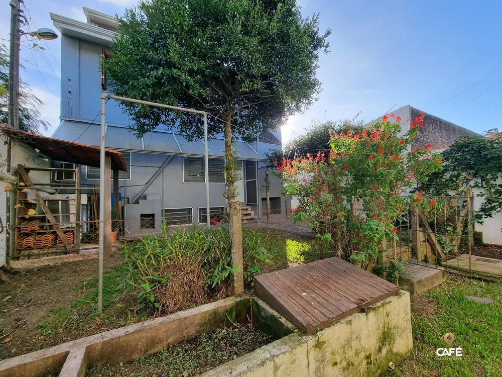 Casa, 4 quartos, 342 m² - Foto 2