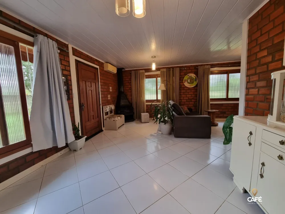 Casa, 4 quartos, 250 m² - Foto 1