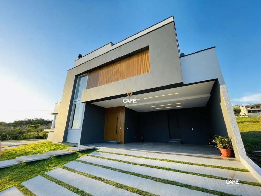 Casa, 3 quartos, 280 m² - Foto 1