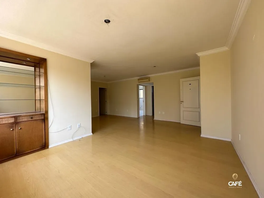 Apartamento, 3 quartos, 126 m² - Foto 2