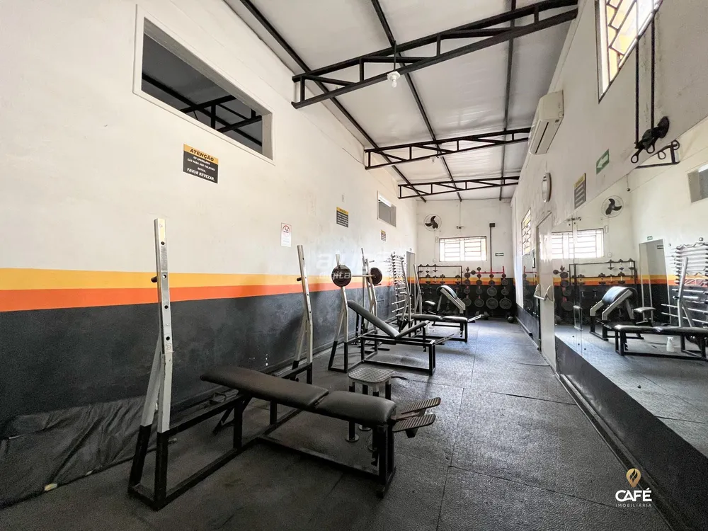 Casa, 5 quartos, 488 m² - Foto 1