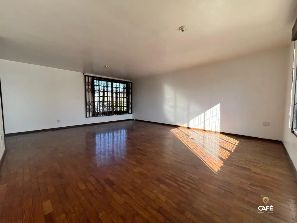 Casa, 4 quartos, 283 m² - Foto 4