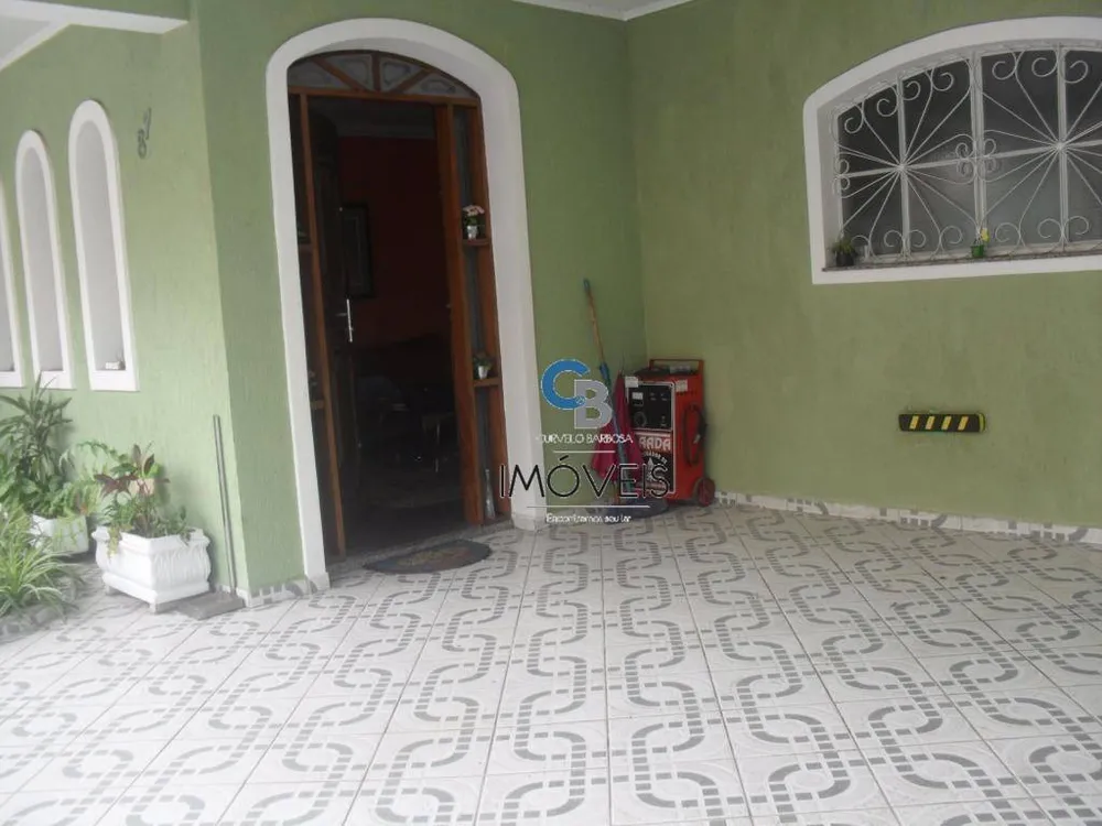 Sobrado, 4 quartos, 240 m² - Foto 1