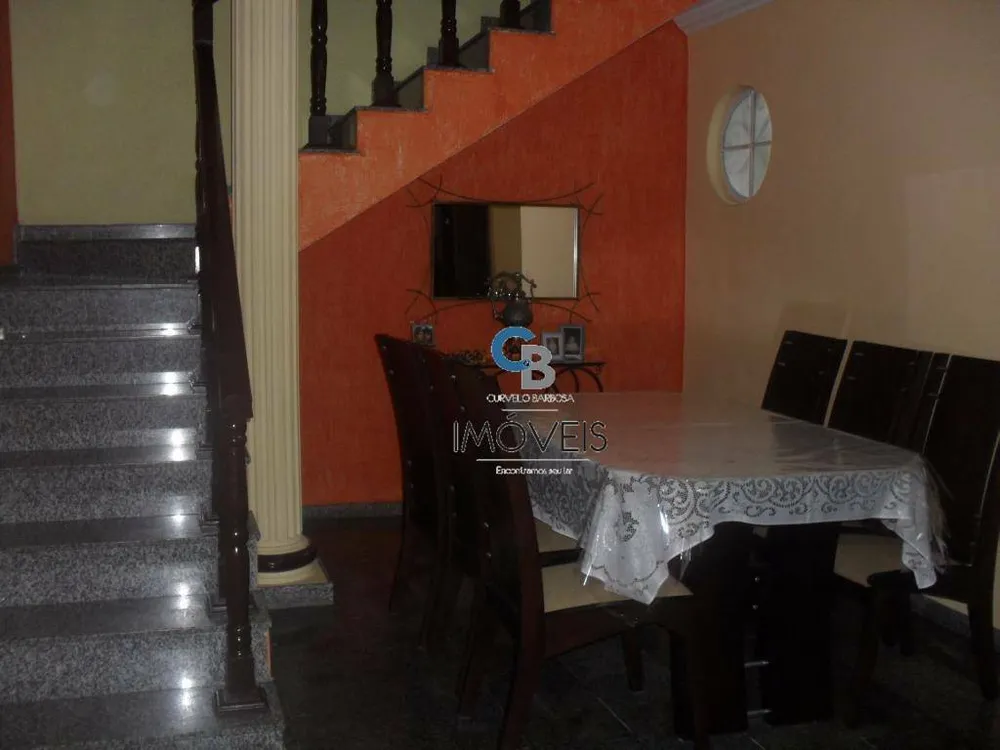 Sobrado, 4 quartos, 240 m² - Foto 3
