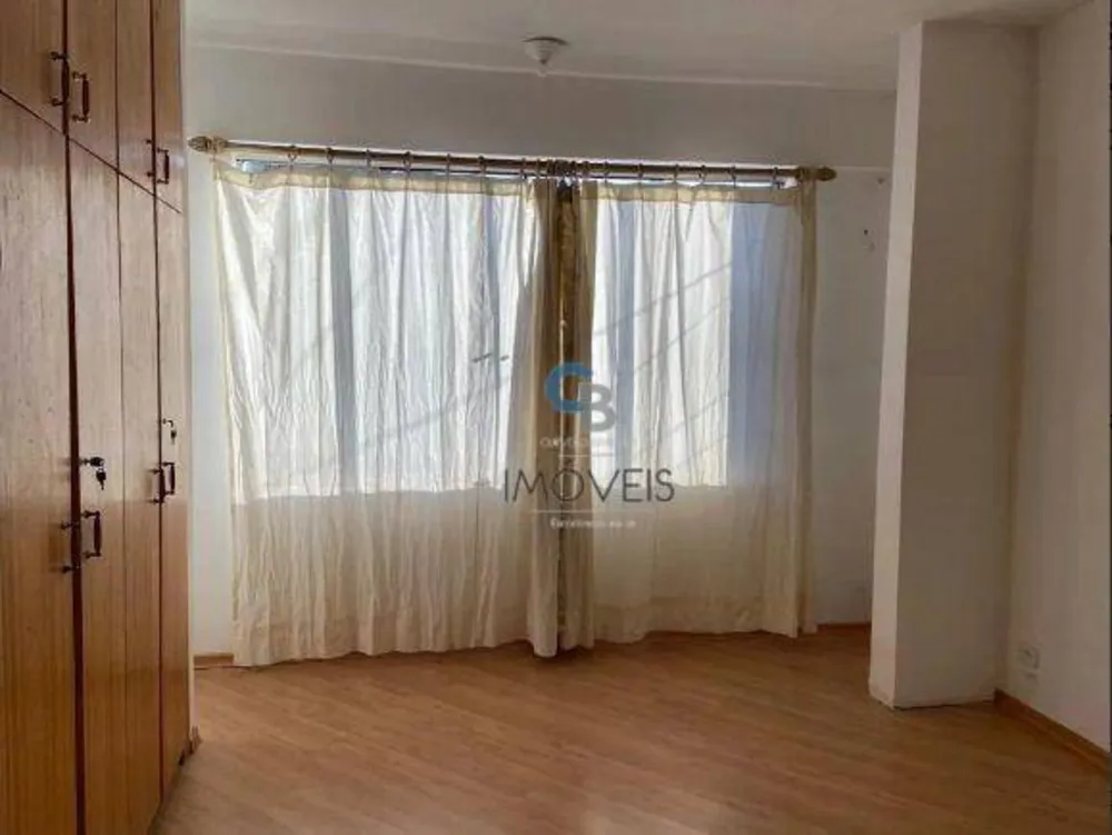 Casa, 3 quartos, 203 m² - Foto 1