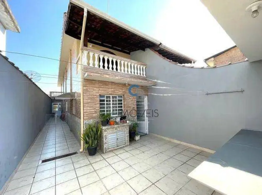 Sobrado, 3 quartos, 206 m² - Foto 1