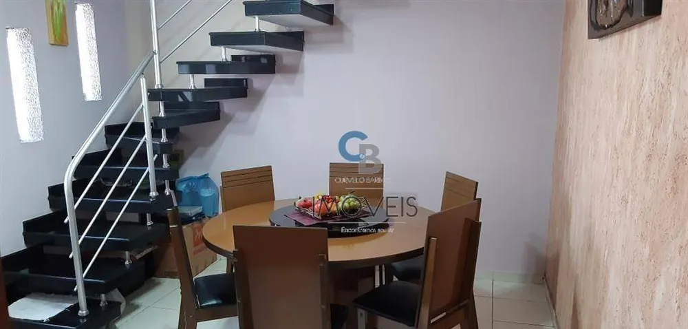 Sobrado, 3 quartos, 210 m² - Foto 2