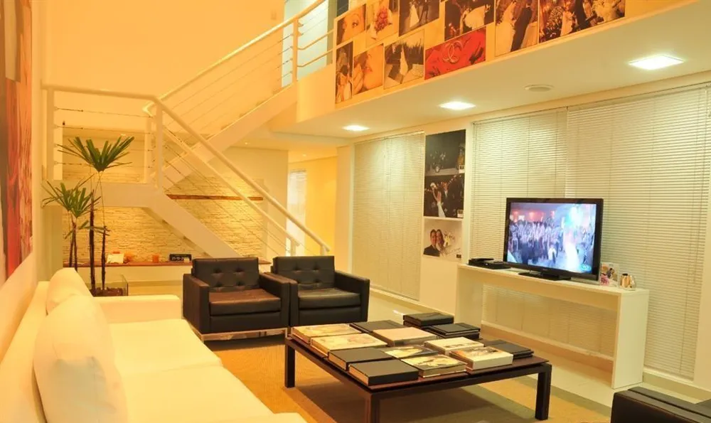 Sobrado, 12 quartos, 350 m² - Foto 2