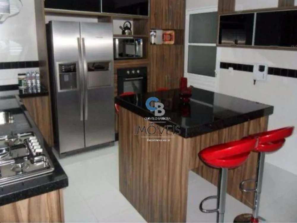Sobrado, 4 quartos, 350 m² - Foto 3