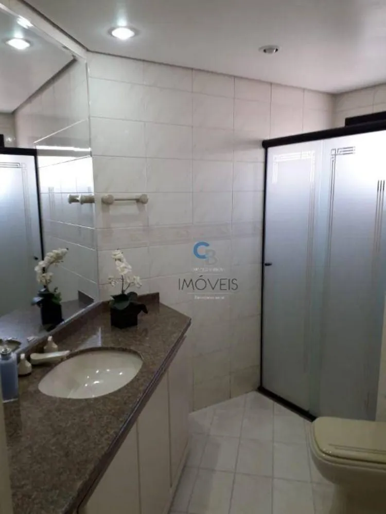 Apartamento, 3 quartos, 137 m² - Foto 2