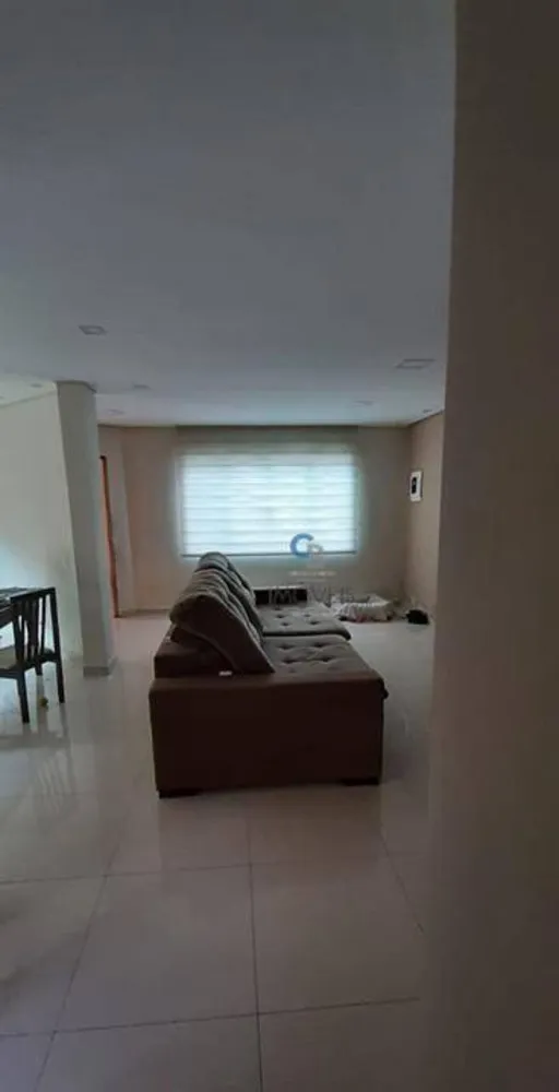 Sobrado, 6 quartos, 240 m² - Foto 3