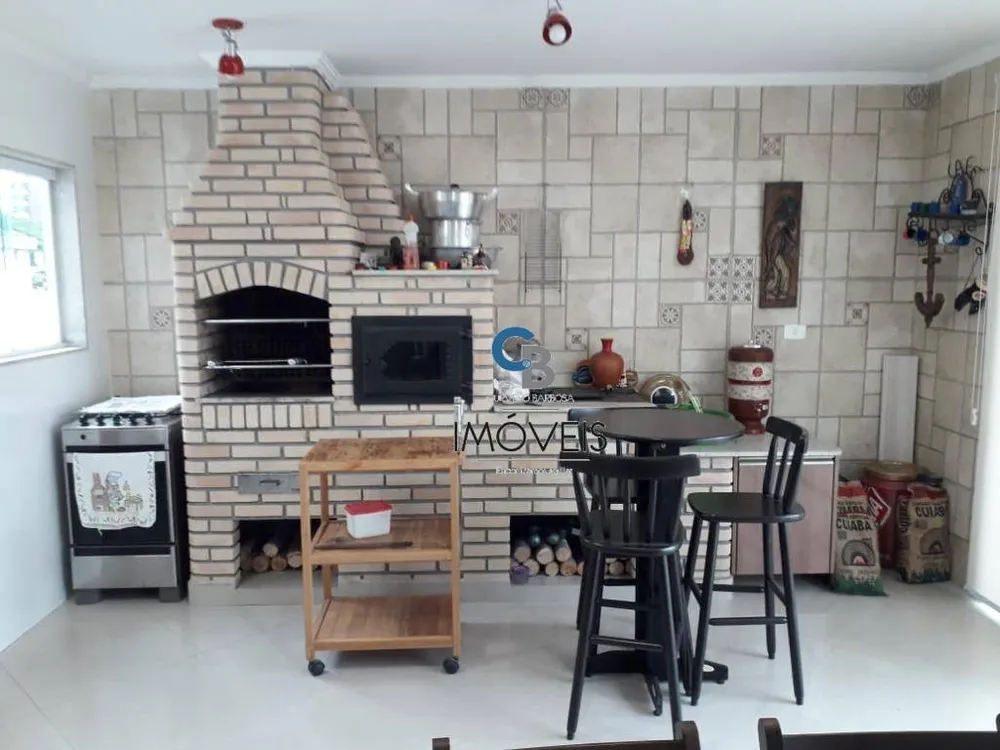 Sobrado, 3 quartos, 220 m² - Foto 1