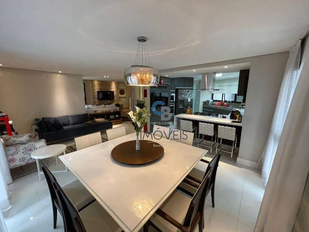 Apartamento, 3 quartos, 156 m² - Foto 1