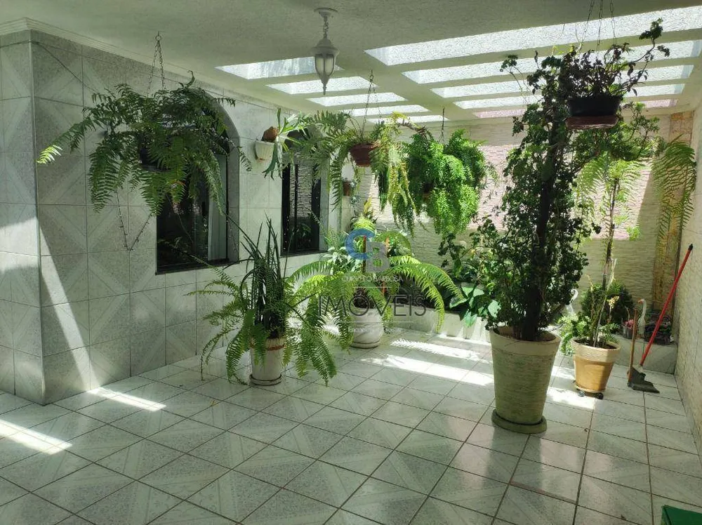 Sobrado, 3 quartos, 300 m² - Foto 1