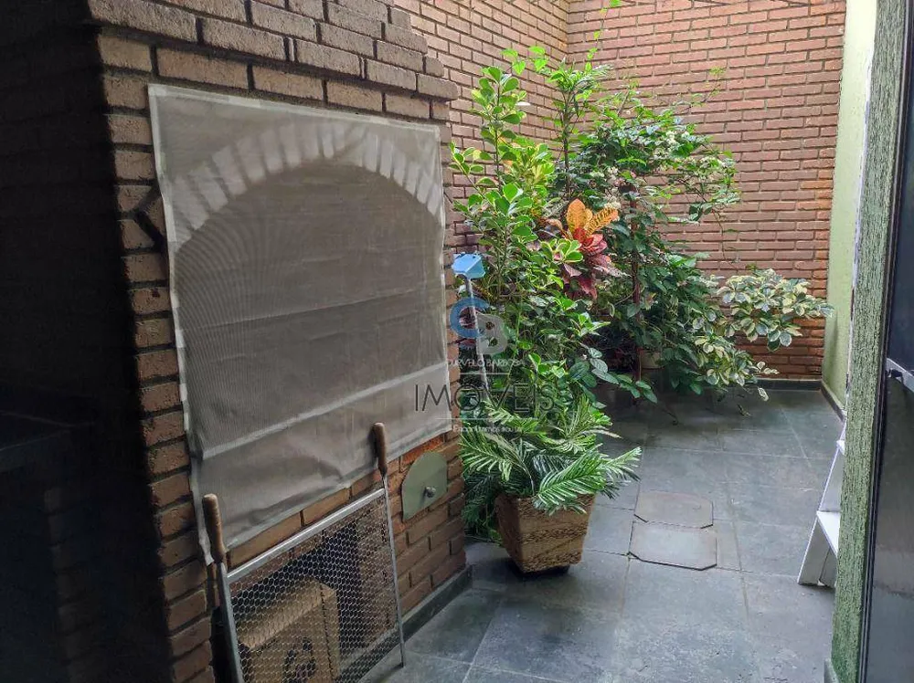 Sobrado, 3 quartos, 210 m² - Foto 2