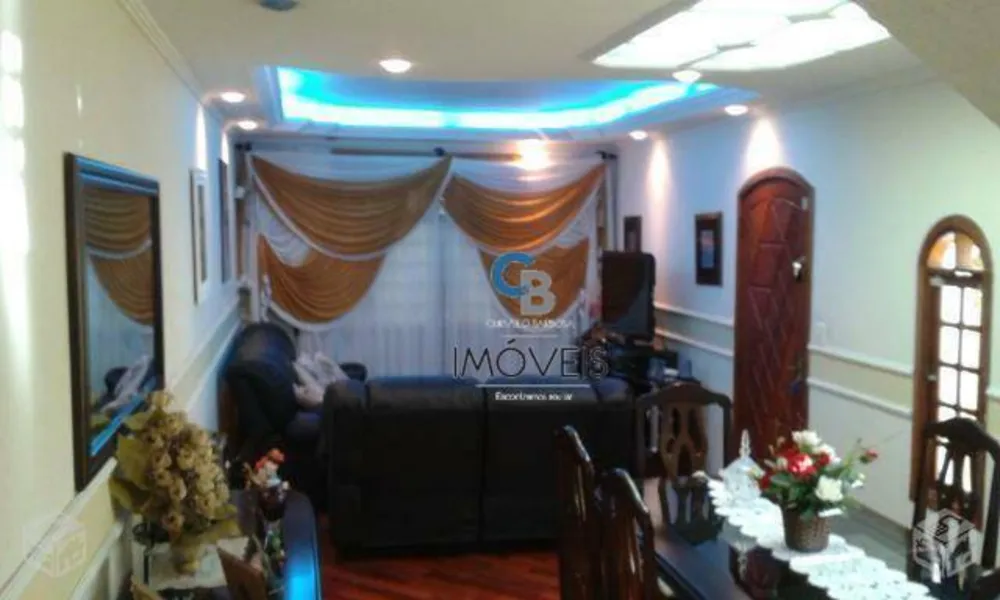 Sobrado, 3 quartos, 240 m² - Foto 2
