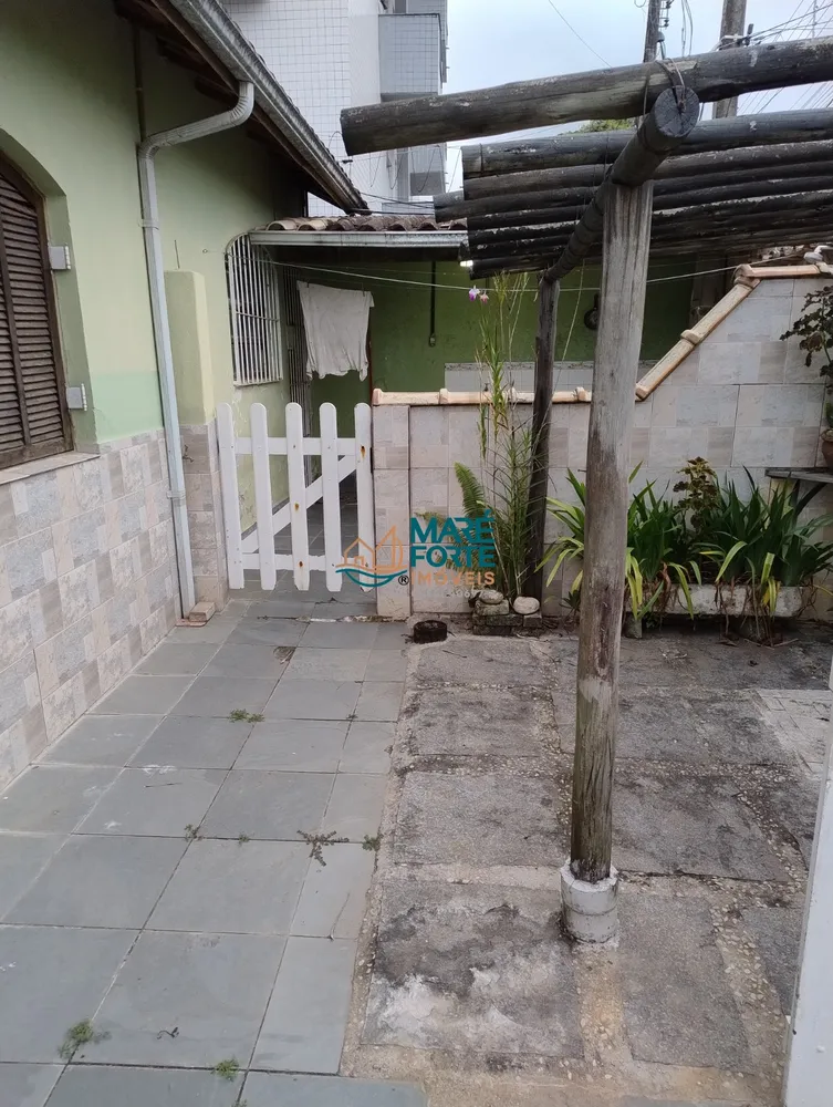 Casa, 4 quartos, 200 m² - Foto 1