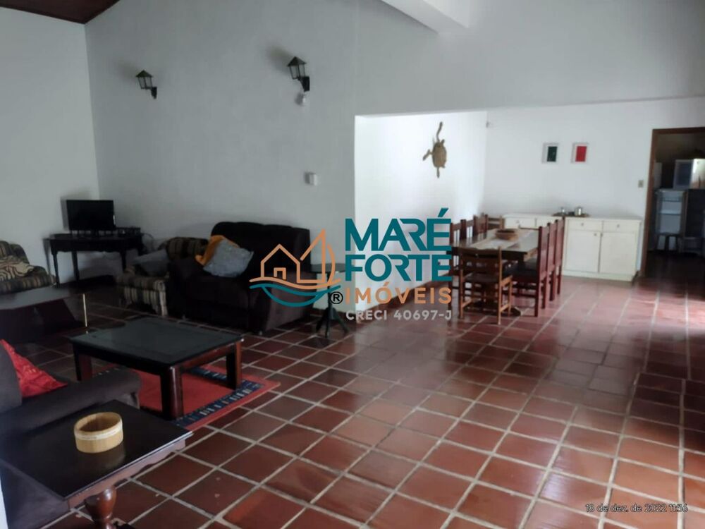 Casa, 5 quartos, 244 m² - Foto 1