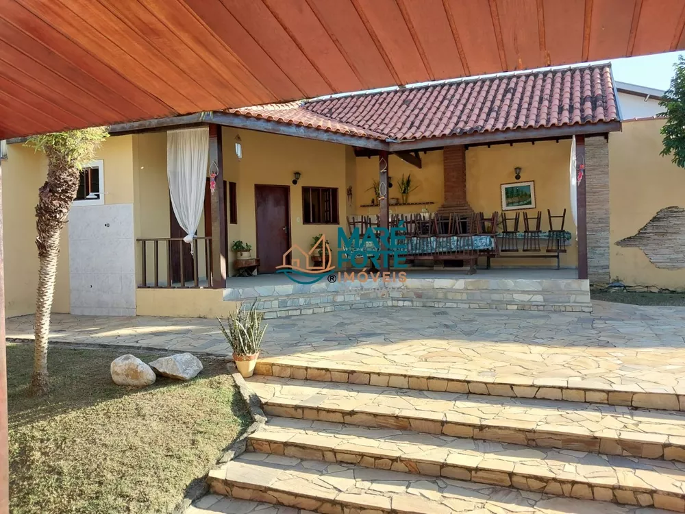 Casa de Condomínio à venda com 3 quartos, 313m² - Foto 1