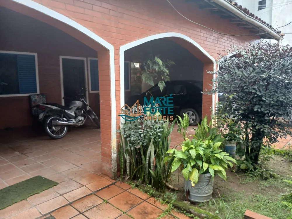 Casa, 2 quartos, 202 m² - Foto 1