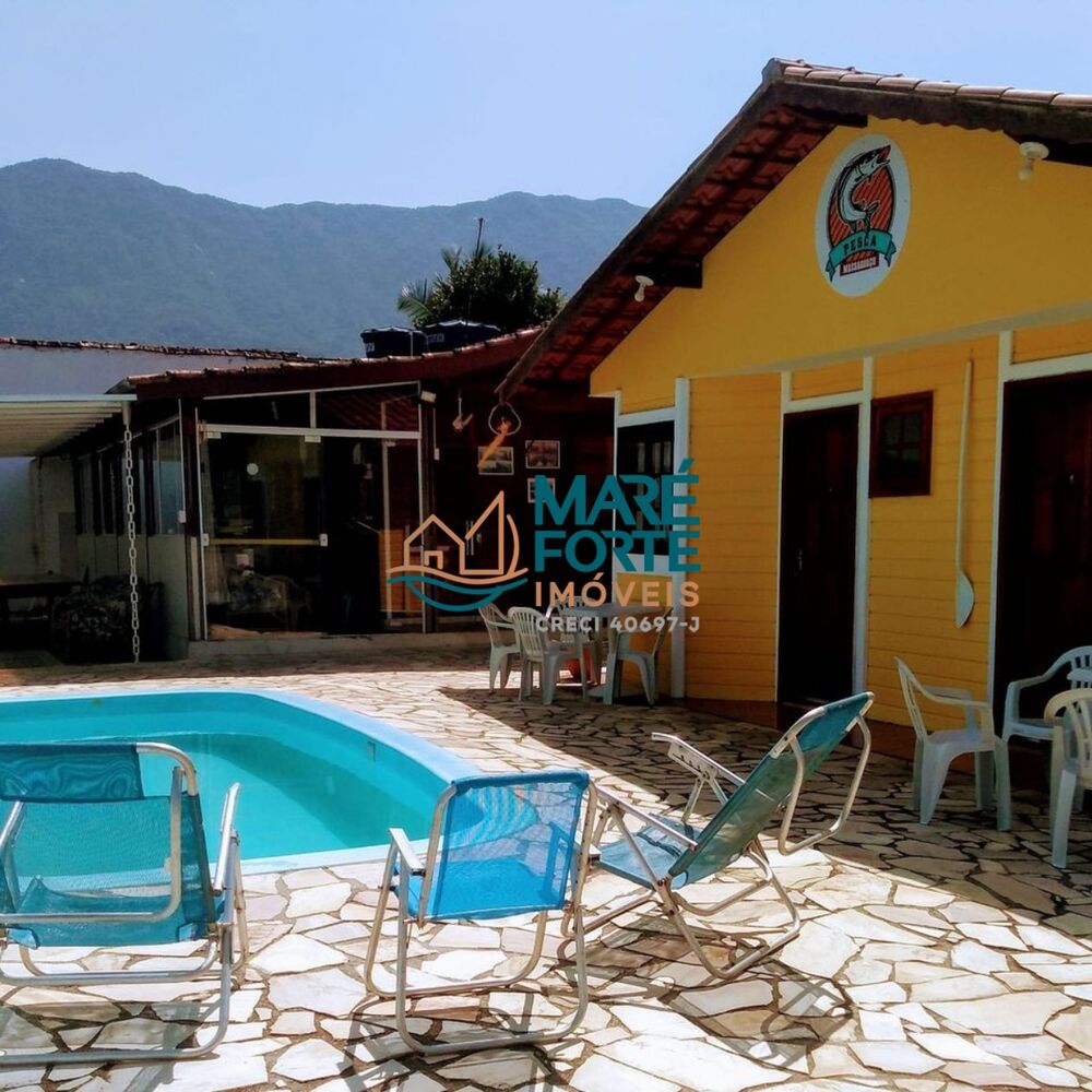 Casa, 4 quartos, 174 m² - Foto 1