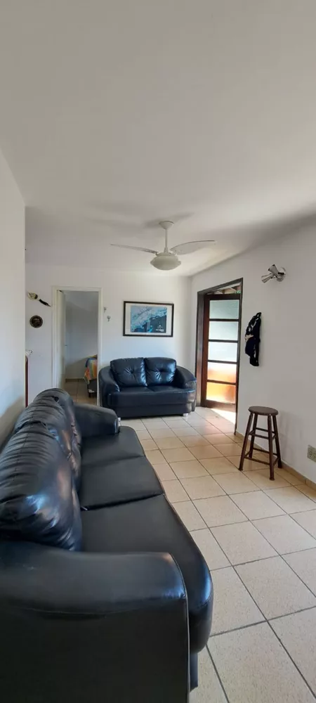 Apartamento à venda com 3 quartos, 70m² - Foto 2