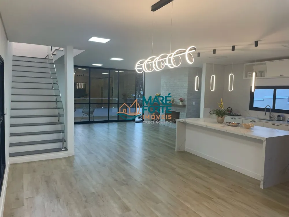 Casa, 5 quartos, 310 m² - Foto 4