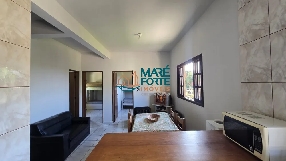 Casa, 3 quartos, 245 m² - Foto 1