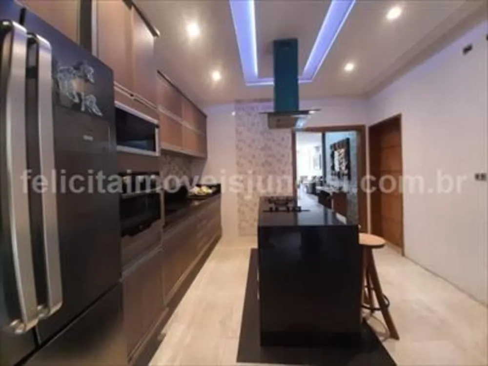 Casa, 3 quartos, 268 m² - Foto 3